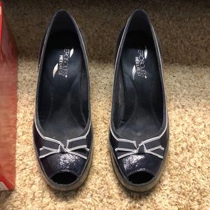 Aerosoles Blue Heels
